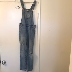 Girls denim overalls-  Adjustable straps-